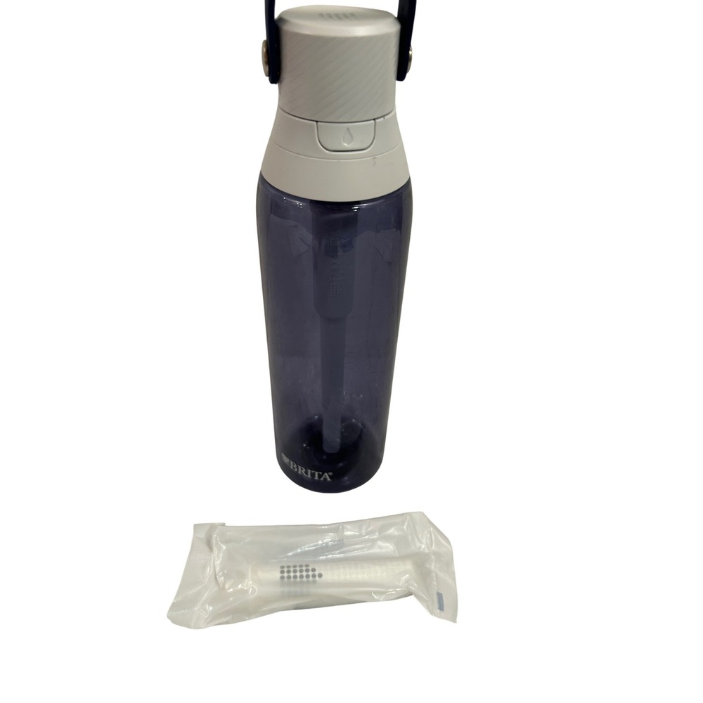Brita Filtering Water Bottle 26oz Blue Filtered Plastic Portable Unisex